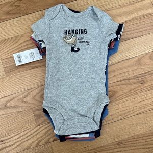 Carter’s 3 month 5-piece set NWT short sleeve onesie baby boy or baby girl